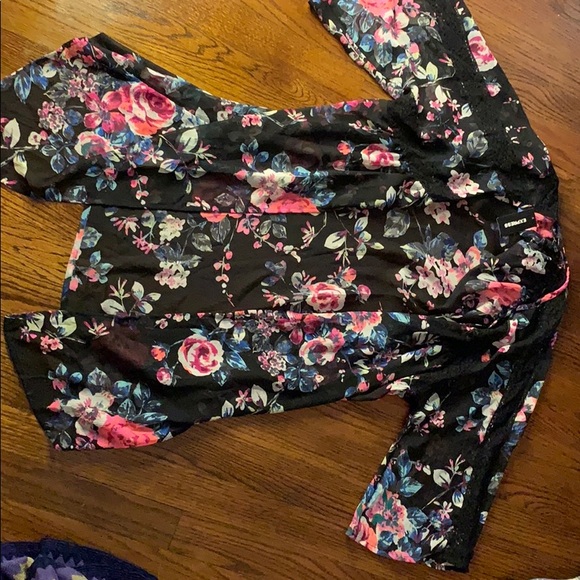 Express kimono brand new with tags - Picture 3 of 3